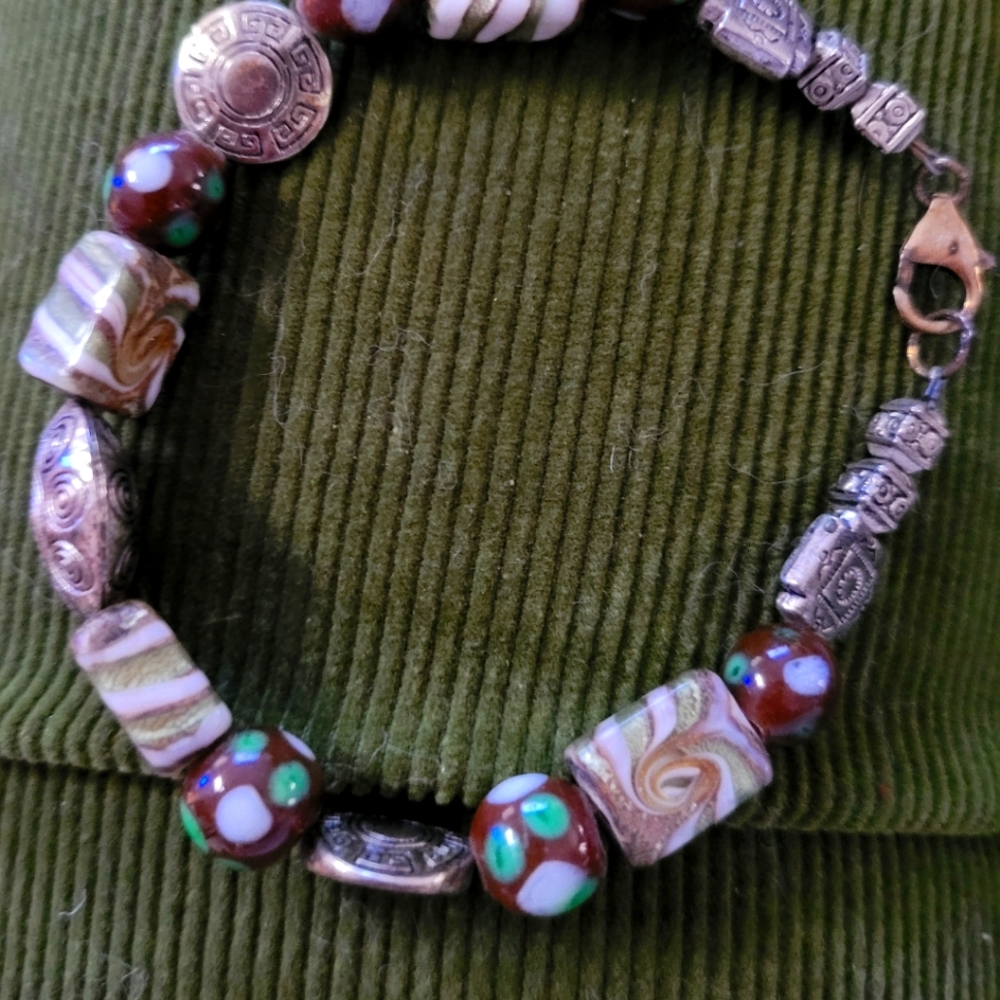 Bead and metal Bracelet